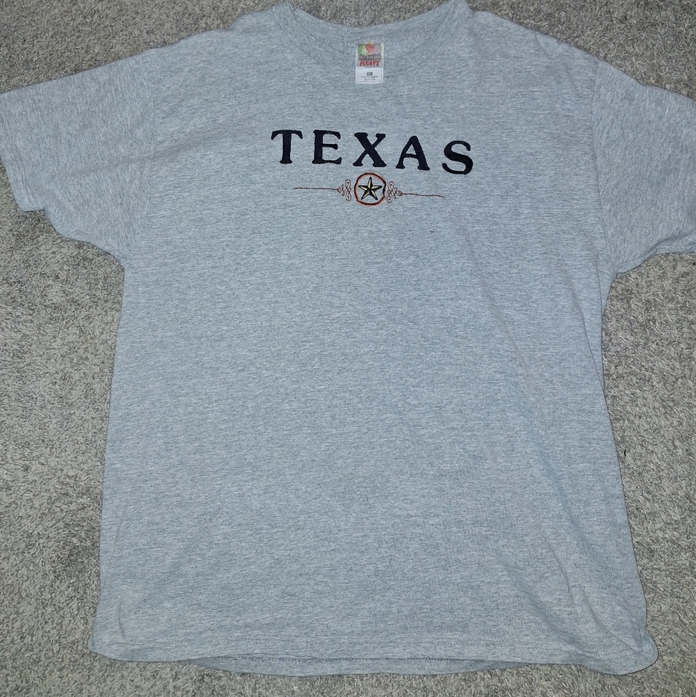 Fruit of the Loom Gray Graphic T-Shirt